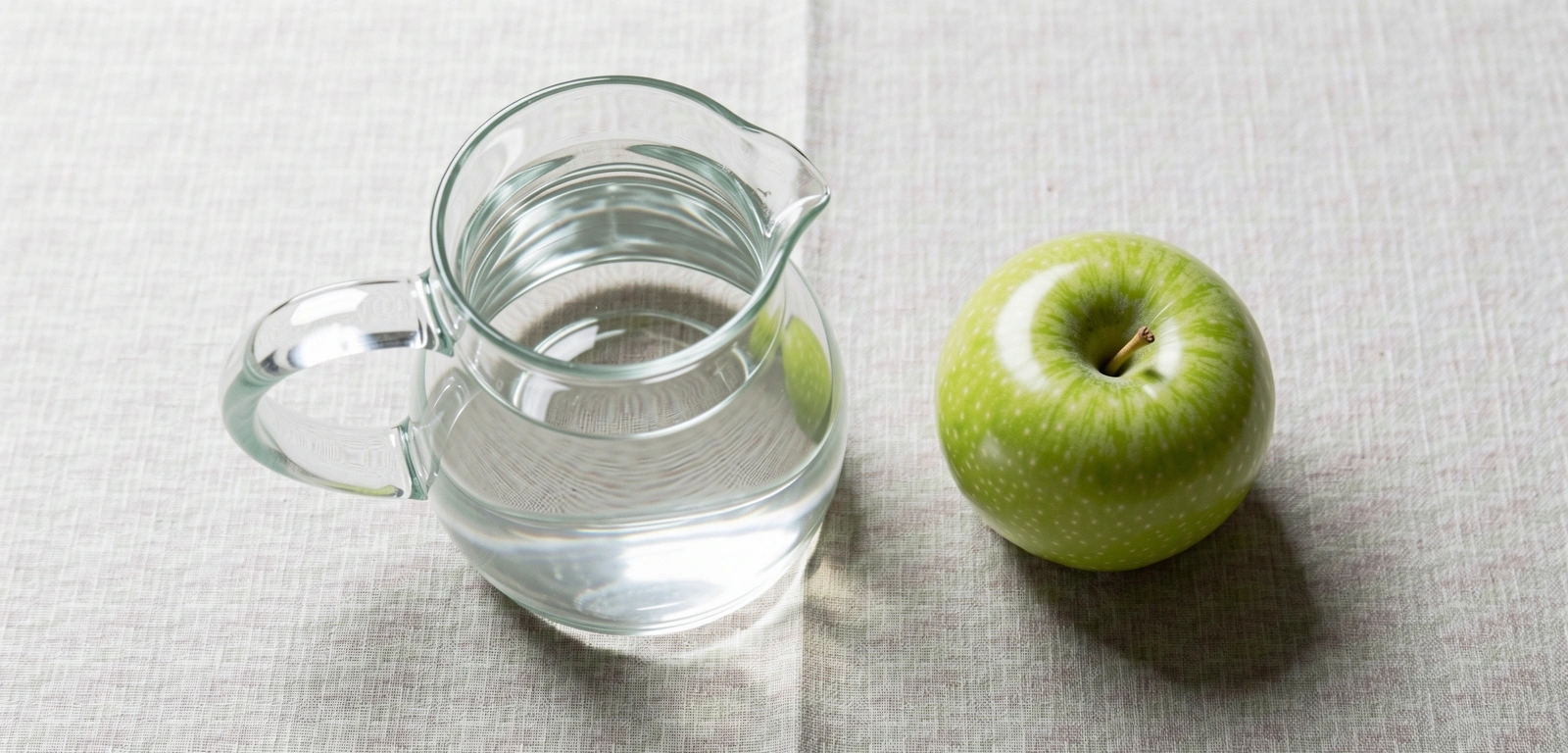 Klares Wasser und gesunde Zutaten